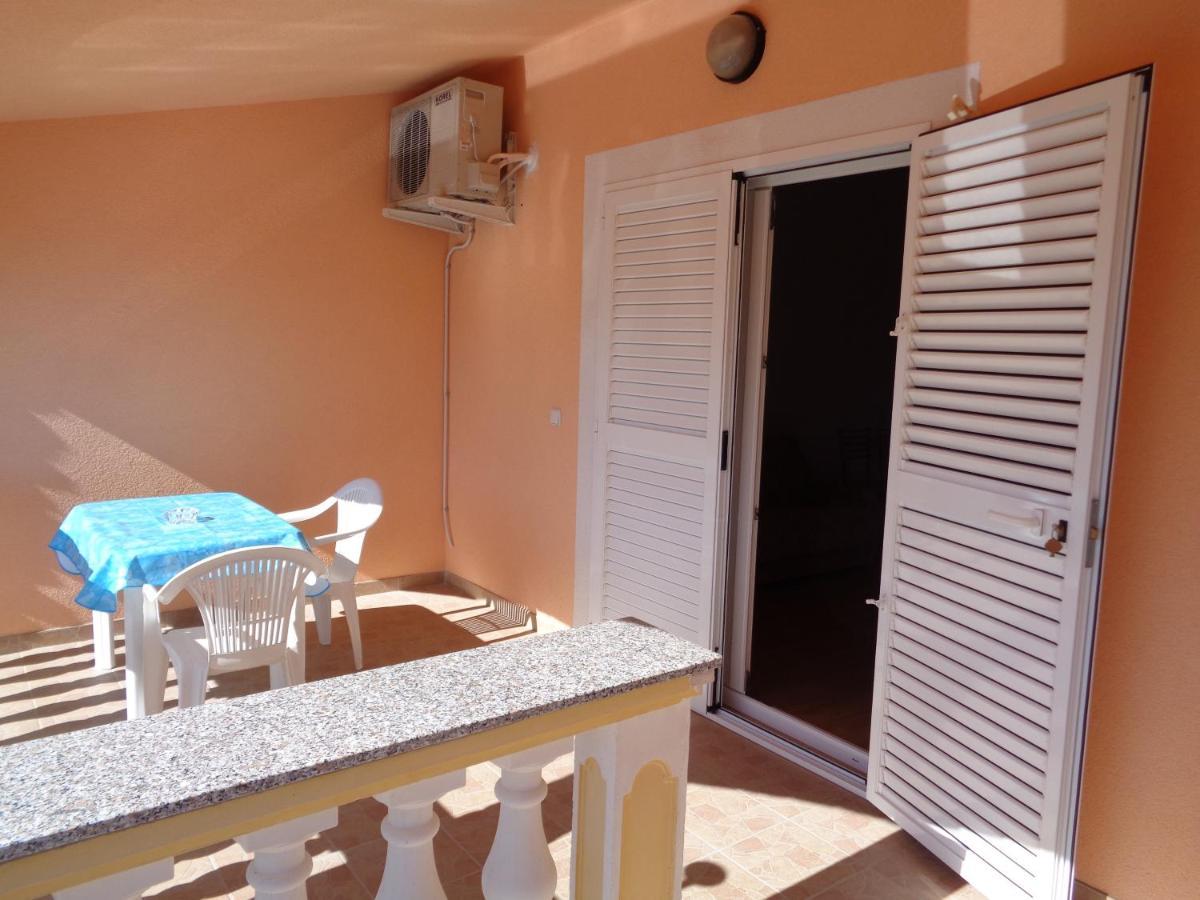 Apartman Kristo Vir Exteriér fotografie